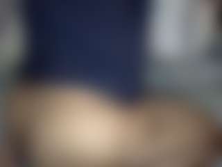 elmonstro690's Live Sex Cam Show