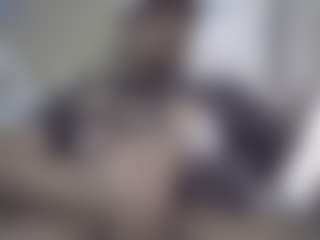 elmonstro690's Live Sex Cam Show