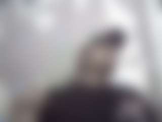 elmonstro690's Live Sex Cam Show