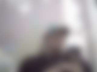 elmonstro690's Live Sex Cam Show