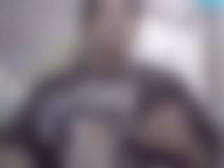Live cam show with elmonstro690 - Latina on Soda Cam