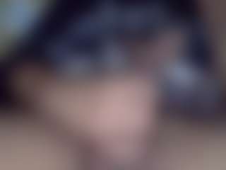 elmonstro690's Live Sex Cam Show