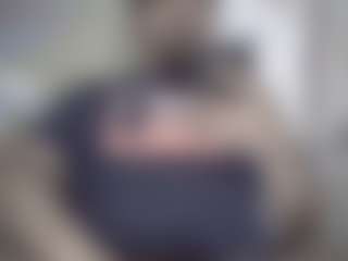 elmonstro690's Live Sex Cam Show