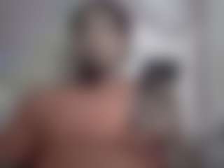 elmonstro690's Live Sex Cam Show