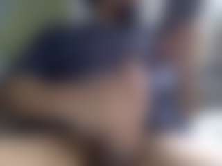 elmonstro690's Live Sex Cam Show