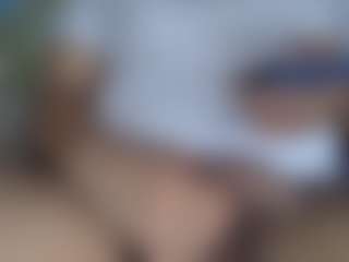 elmonstro690's Live Sex Cam Show
