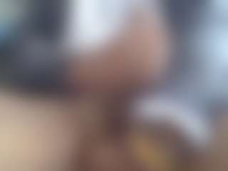 elmonstro690's Live Sex Cam Show