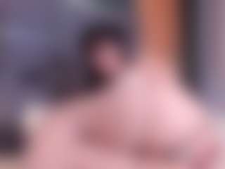 EmilyRoberts9's Live Sex Cam Show