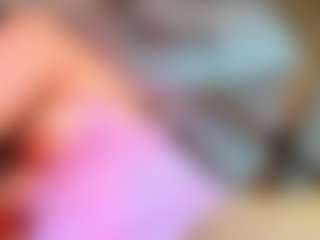 Live cam show with EmilyTrujillo - Blonde Hair on Milf Play