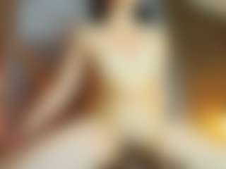 Live cam show with EmilyTrujillo - Petite on Free Soda