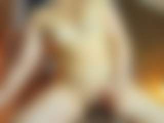 Live cam show with EmilyTrujillo - Butt Plug on Pornisteam.com