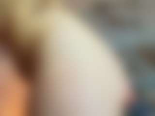 Live cam show with EmilyTrujillo - Ball Sucking on CamSodaAdn