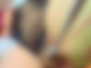 Live cam show with EmilyTrujillo - Butt Plug on Camsoda
