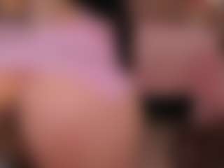 Live cam show with EmilyTrujillo - Camel Toe on Gym Cam Girls