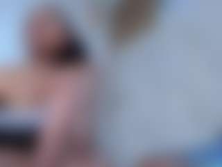 Live-Cam-Show mit EmilyTrujillo - Camel Toe auf Camsoda