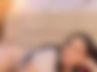 Live cam show with EmilyTrujillo - Butt Plug on Gym Cam Girls
