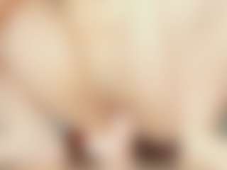 Live cam show with EmilyTrujillo - Blonde Hair Petite on Camsoda