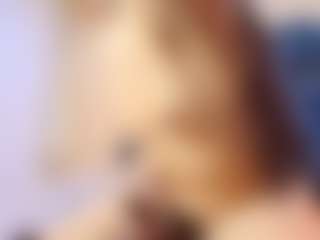 Live cam show with EmilyTrujillo - Blonde Hair Petite on madthumbs