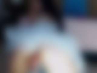 Live cam show with EmilyTrujillo - Normal on CamClone