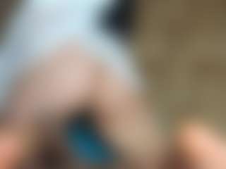 Live cam show with EmilyTrujillo - Blonde Hair Petite on SpankPalCams