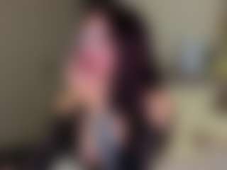 Live cam show with Leila-Unlit - Erotic Dance on SinfulBabes