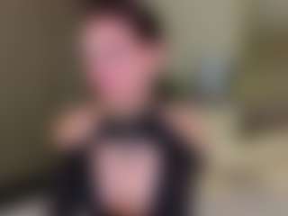 Live cam show with Leila-Unlit - Bedroom Brown Hair on livesuperchat.net
