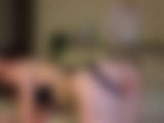 Leila-Unlit's Live Sex Cam Show