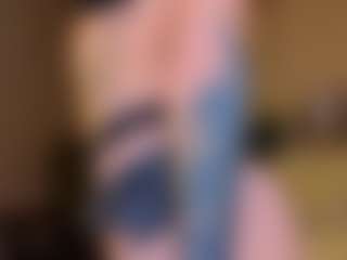 Live cam show with Leila-Unlit - Spank on CamClone