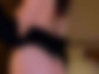 Live cam show with Leila-Unlit - Thin on Camsoda