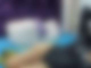 Live cam show with arissha-lee - Deepthroat on Camsoda