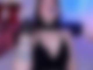 Medea-Queen MILF webcam performer live streaming