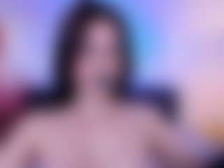 Live cam show with Medea-Queen - Petite on Milf Play
