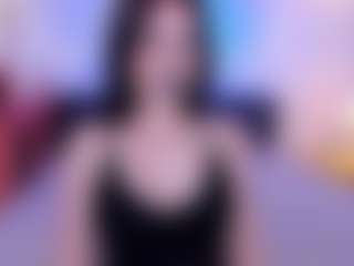 Live cam show with Medea-Queen - Dirty Talk on Milf Play