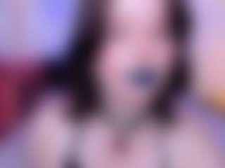 Live cam show with Medea-Queen - Bikini on AdultVida.com