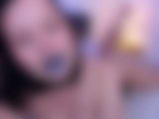 Live cam show with Medea-Queen - Tease MILF on nudelive.tv