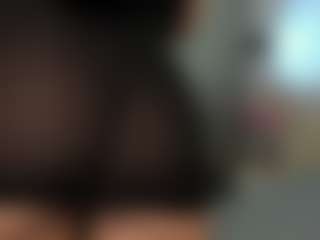 Live cam show with Medea-Queen - Cum on Milfs Live