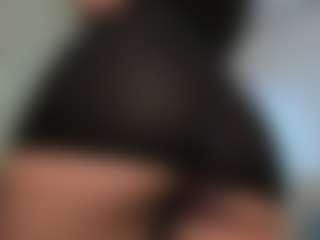 Live cam show with Medea-Queen - Public on Dolls Live