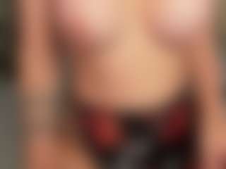 Live cam show with Medea-Queen - Creampie on Lustler