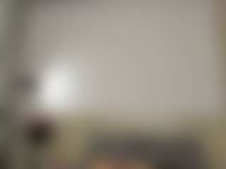 Live cam show with Medea-Queen - Brown Hair MILF on ObeyMaria