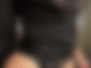 Live cam show with Medea-Queen - Dirty Talk on Sweet Sext