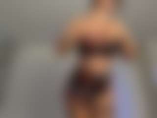 Live cam show with Medea-Queen - Asshole Brown Hair on Ass Tok