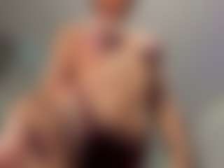 Live cam show with Medea-Queen - Brown Hair on anonymated.com