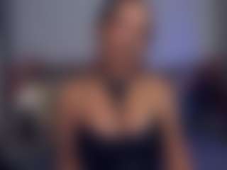 Live cam show with Medea-Queen - Creampie on madthumbs