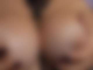 Live cam show with Medea-Queen - Solo on Camsoda