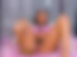 Live cam show with thinsamathagirl - Curvy on googirlz