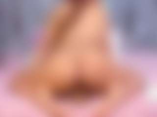 Live cam show with thinsamathagirl - Double Penetration on Hubzter Live