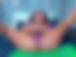 thinsamathagirl's Live Sex Cam Show