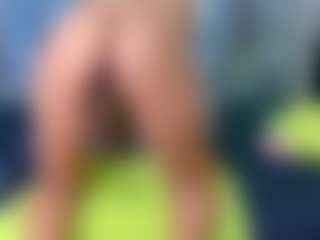 thinsamathagirl's Live Sex Cam Show