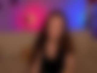 Live cam show with eva-smiiith - Upskirt on SxyPornLive