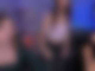 Live cam show with eva-smiiith - Blue Eyes on Streamer API